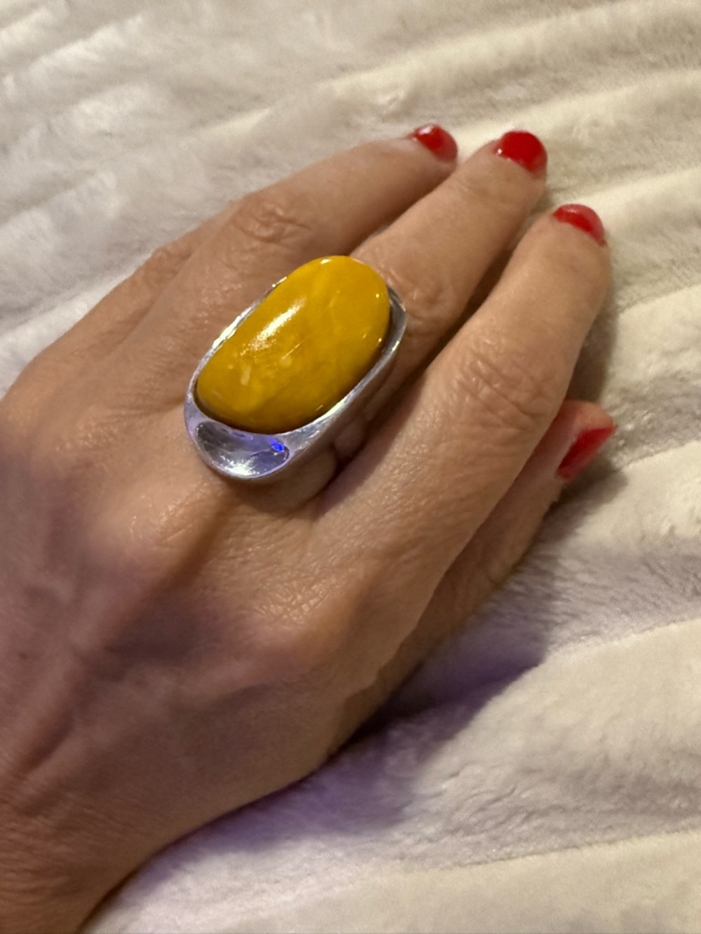 Oversized Butterscotch Yellow Stone Statement Ring - Picture 8 of 9